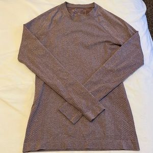 Figs Women’s Smokey Taupe Salta Seamless Longsleeve Underscrub